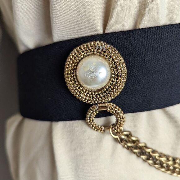 Women's black belt with pearls and chains 80s style - Picture 4 of 7